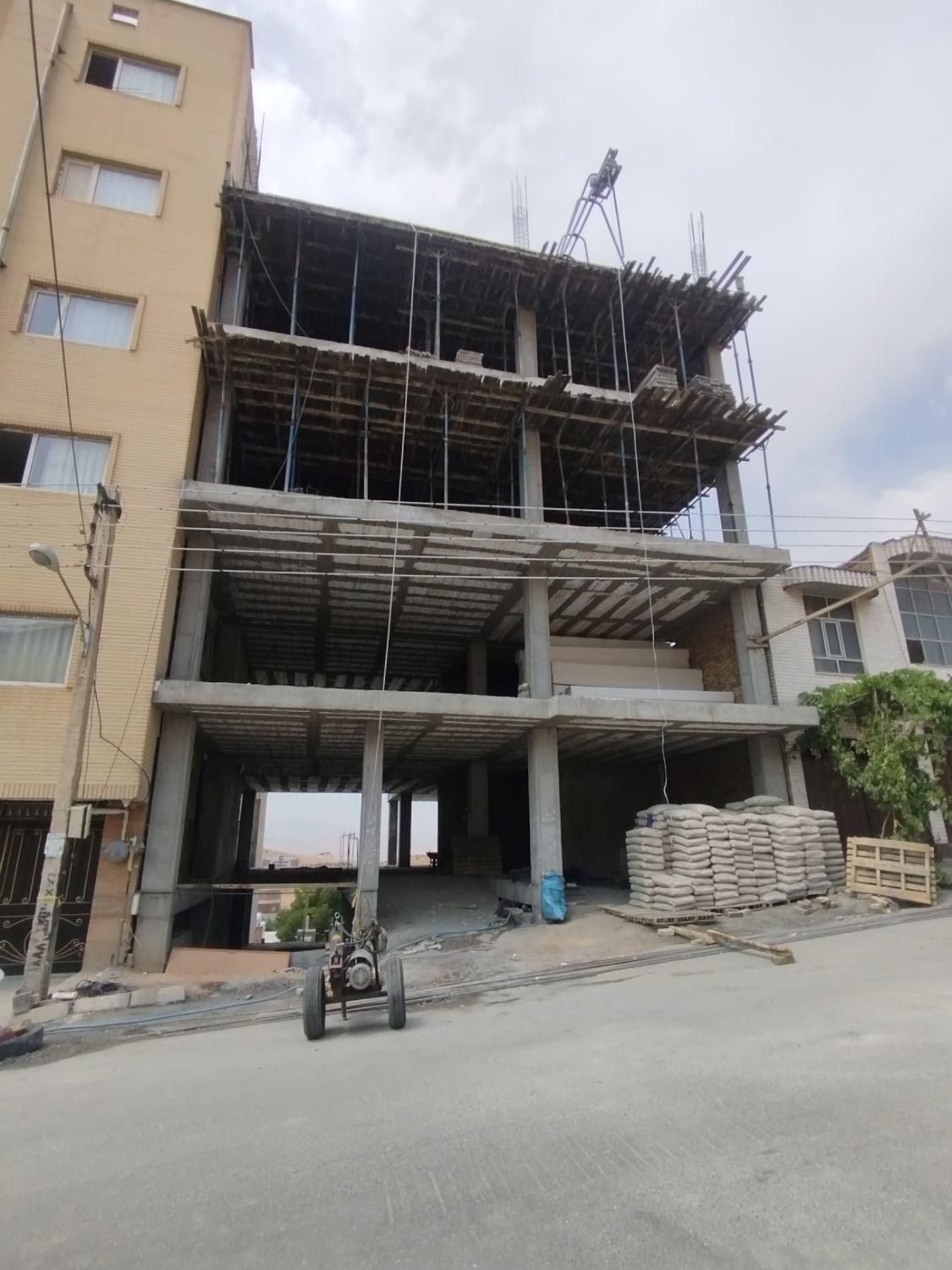 پیش فروش بررودکی / 95 متری|پیشفروش املاک|شهرکرد, |دیوار