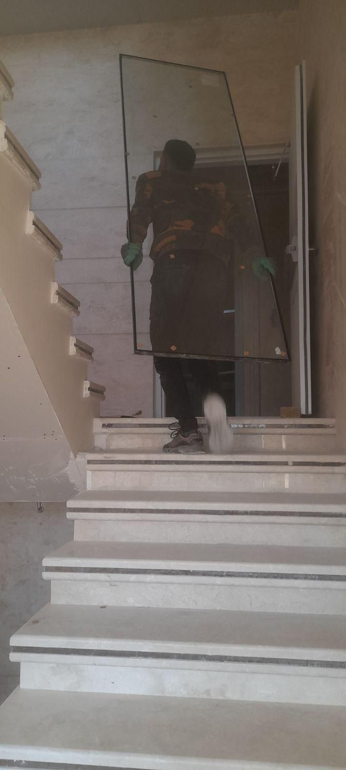 کارگرحمل وجابجای شیشه سکوریت،سنگ درطبقات|خدمات حمل و نقل|تهران, حکیمیه|دیوار