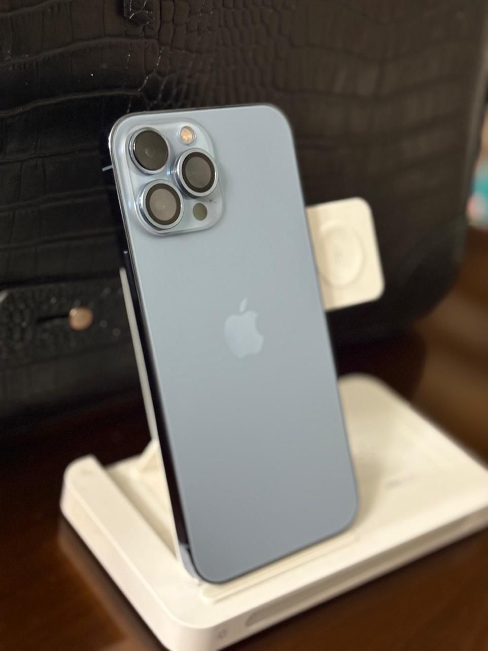 اپل iPhone 13 Pro Max با حافظهٔ ۲۵۶ گیگابایت|موبایل|تهران, پیروزی|دیوار
