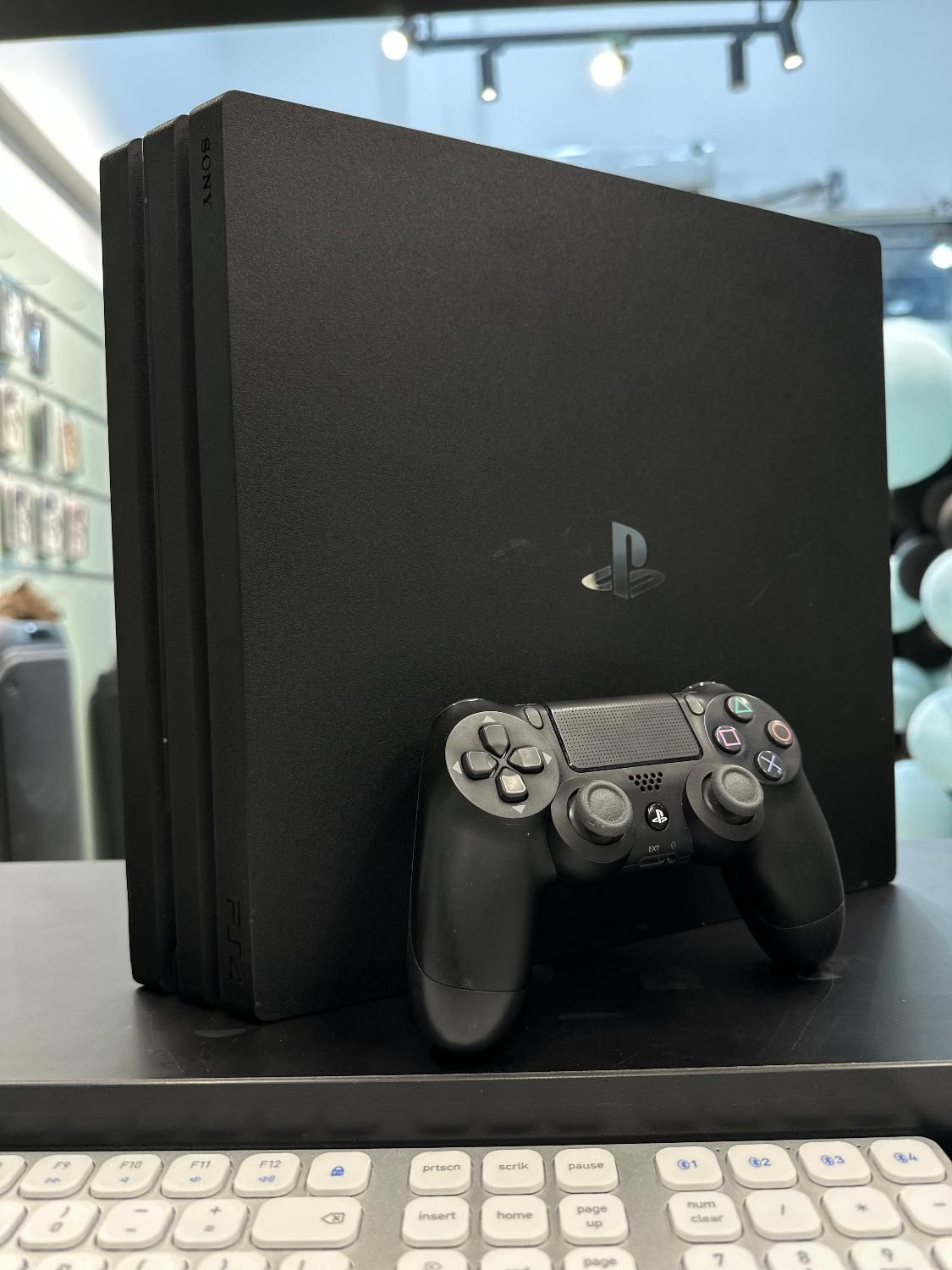 فروش اقساطی Ps4 pro یک ترابایت|کنسول، بازی ویدئویی و آنلاین|قزوین, |دیوار