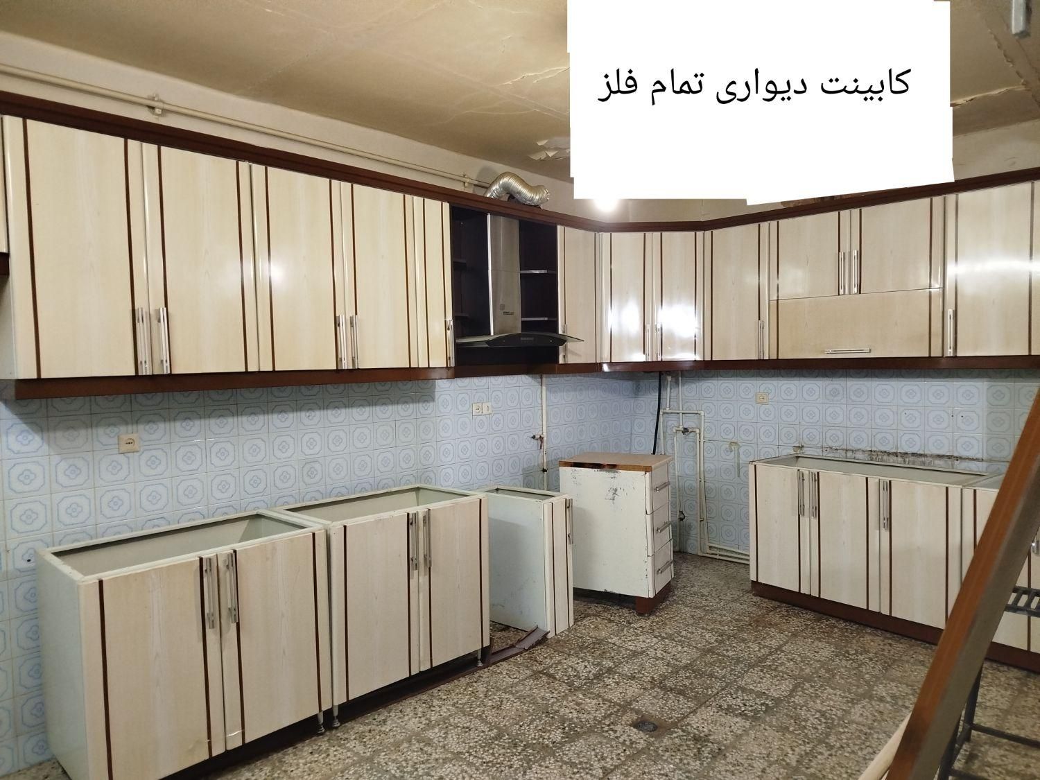 کابینت دیواری تمام فلز، از جنس گالوانیزه ضخیم|مصالح و تجهیزات ساختمان|ابهر, |دیوار