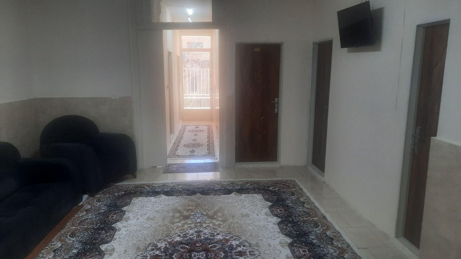 خوابگاه کارمندی ودانشجویی پسرانه ایرانیان|اجارهٔ آپارتمان|تهران, سنائی|دیوار