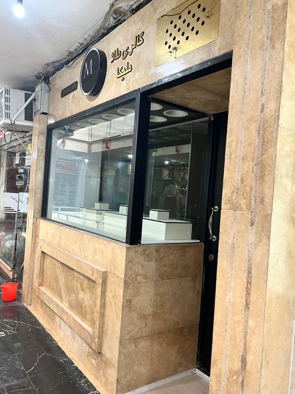 اجاره مغازه طلافروشی پاساژ پله برقی|اجارهٔ مغازه و غرفه|رشت, بازار|دیوار