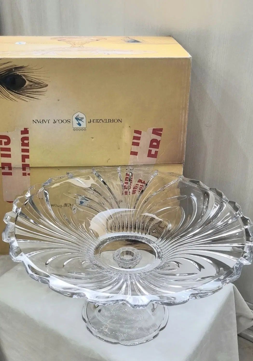 میوه خوری کریستال سوگا ژاپن  در حد نو طرح طاووسی|ظروف سرو و پذیرایی|تهران, تهرانسر مرکزی|دیوار