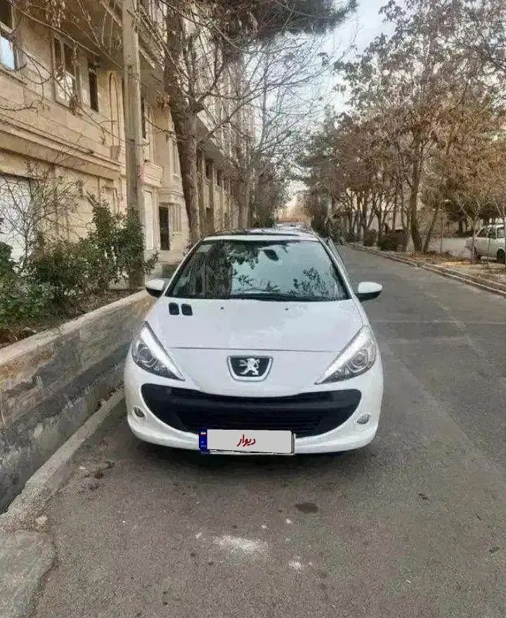 پژو207iپاناروما دنده ای مدل۱۴۰۱فول و بدون خط و خال|خودرو سواری و وانت|اصفهان, بختیاردشت (شهرک پرتو)|دیوار