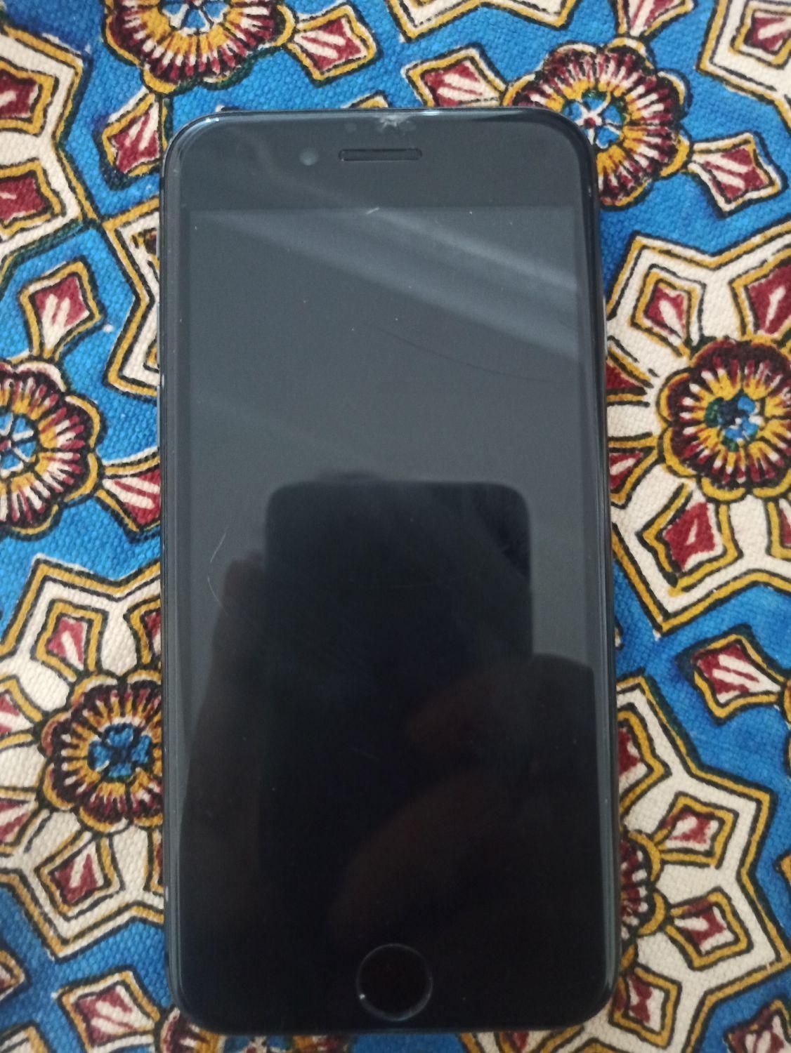 اپل iPhone 8 با حافظهٔ ۲۵۶ گیگابایت|موبایل|تهران, شهرک محلاتی|دیوار