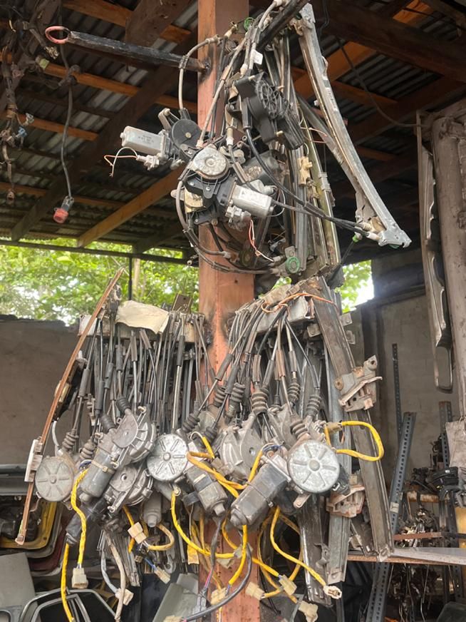 بازار قطعات استوک خودرو|قطعات یدکی و لوازم جانبی|رشت, حومه رشت|دیوار