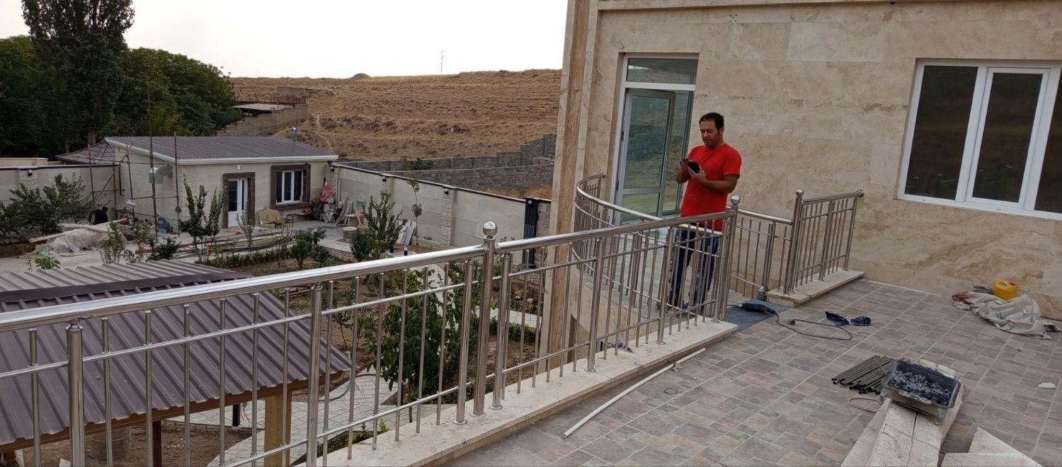 نرده استیل با تضمین کیفیت و پشتیبانی خدماتی|خدمات پیشه و مهارت|هشتگرد, شهرک ولیعصر (مصلی)|دیوار