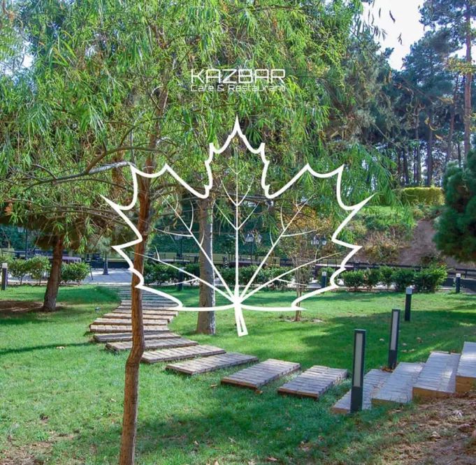 استخدام نیروی سالن ( خانم ) کافه کزبار هتل استقلال|استخدام خدمات فروشگاه و رستوران|تهران, امانیه|دیوار