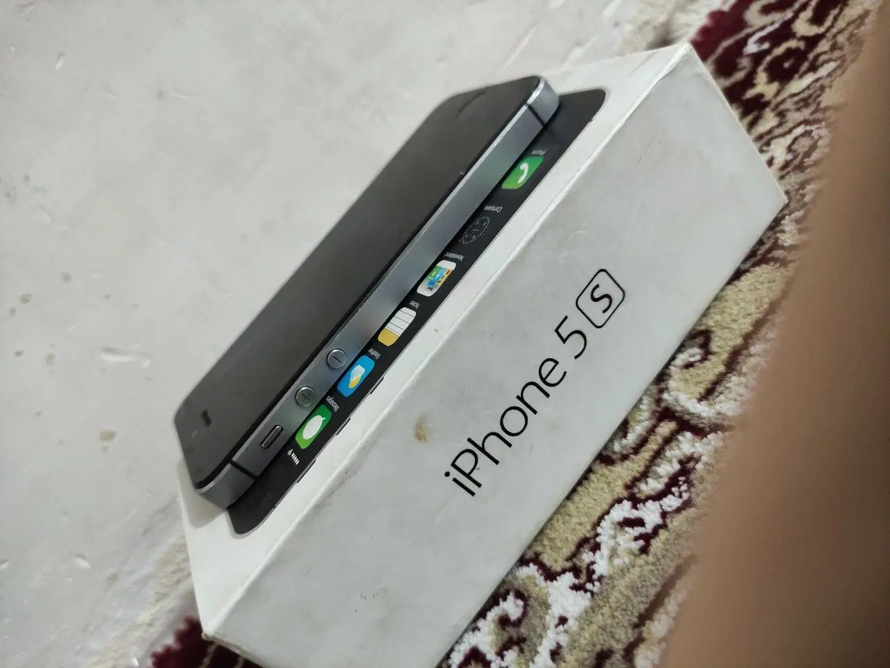 اپل آیفون iPhone 5se با حافظه ۶۴ گیگ گوشی|موبایل|تهران, دربند|دیوار