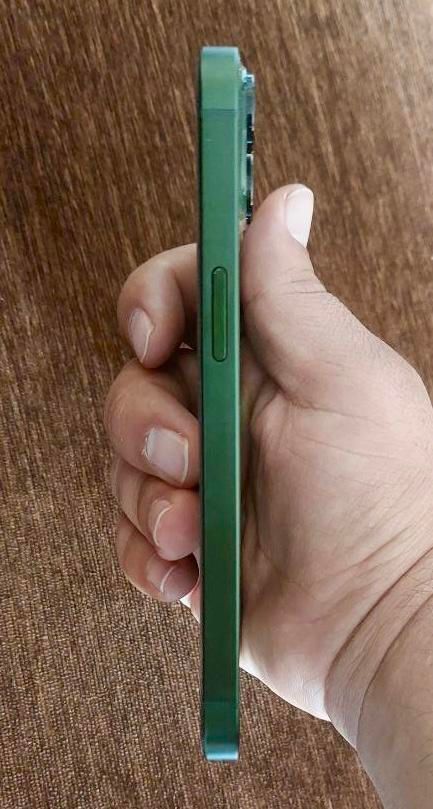 اپل iPhone 13 با حافظهٔ ۱۲۸ گیگابایت|موبایل|تهران, فاطمی|دیوار