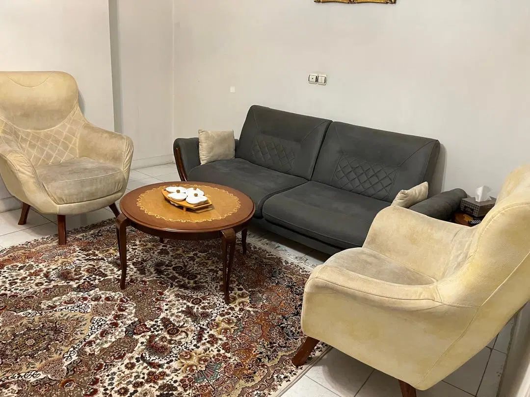 مبل نیم ست|مبلمان خانگی و میز عسلی|تهران, نیروی هوایی (پیروزی)|دیوار