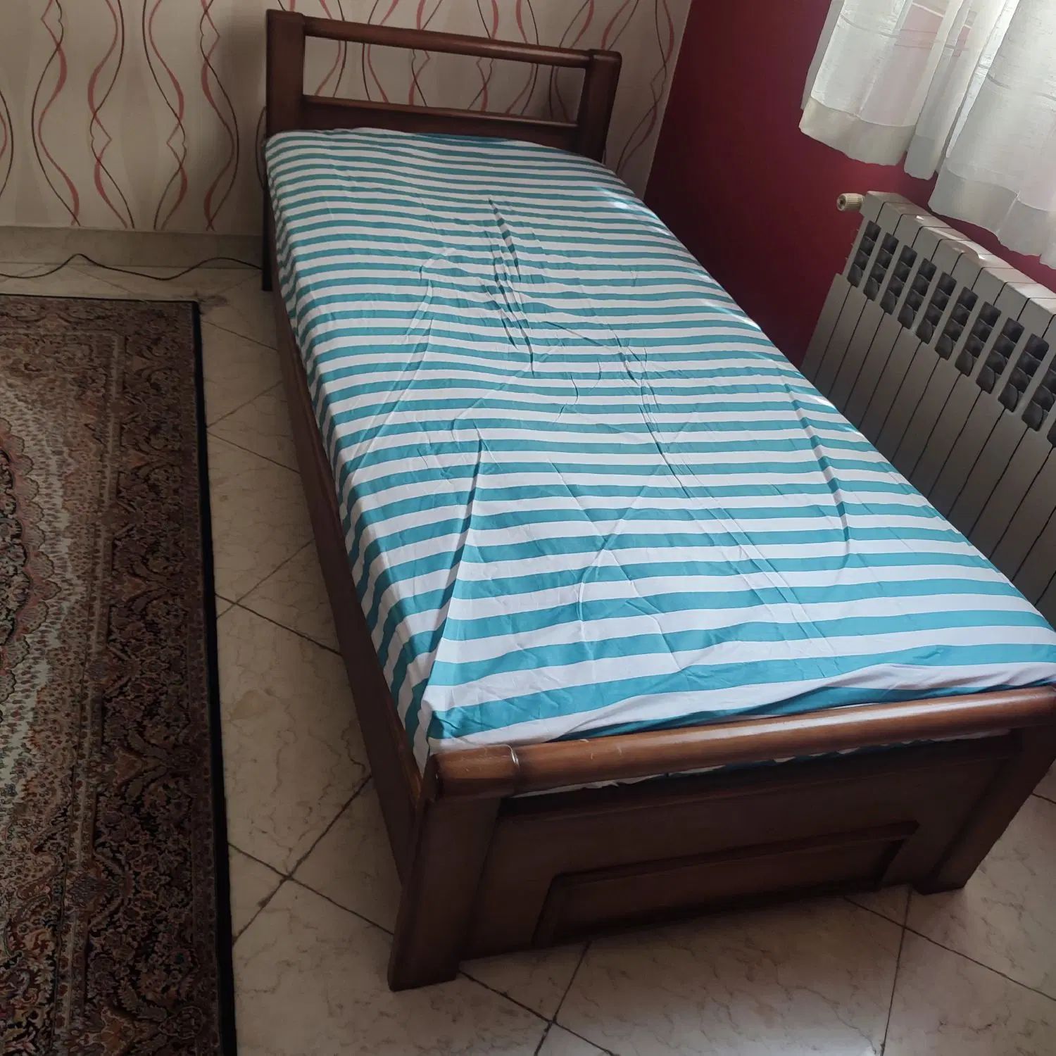 تخت چوبی یکنفره|تخت و سرویس خواب|تهران, آشتیانی|دیوار