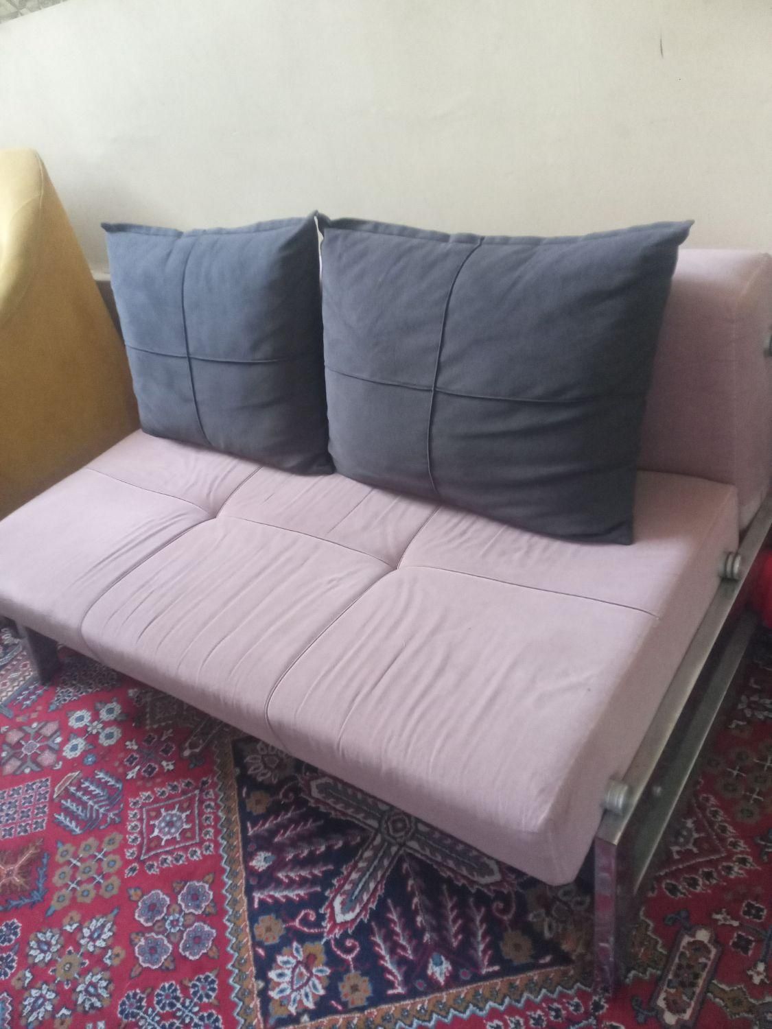 مبل تخت تاشو|مبلمان خانگی و میز عسلی|رشت, حمیدیان|دیوار