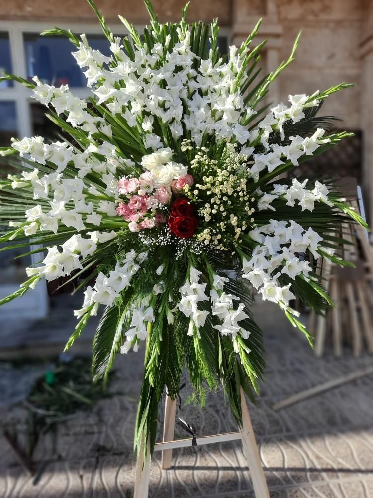 تاج گل ترحیم|خدمات پذیرایی، مراسم|کرمانشاه, |دیوار