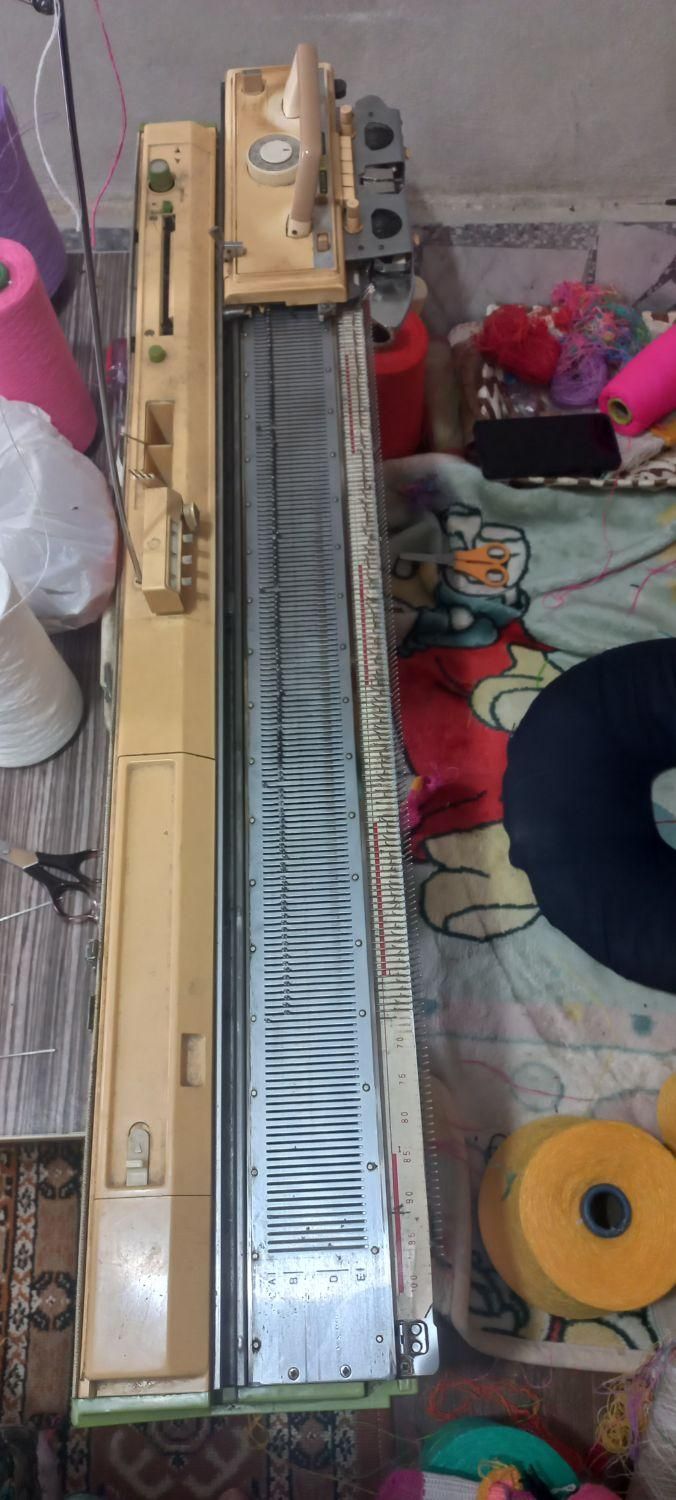 ماشین بافندگی|چرخ خیاطی و ریسندگی|فومن, |دیوار