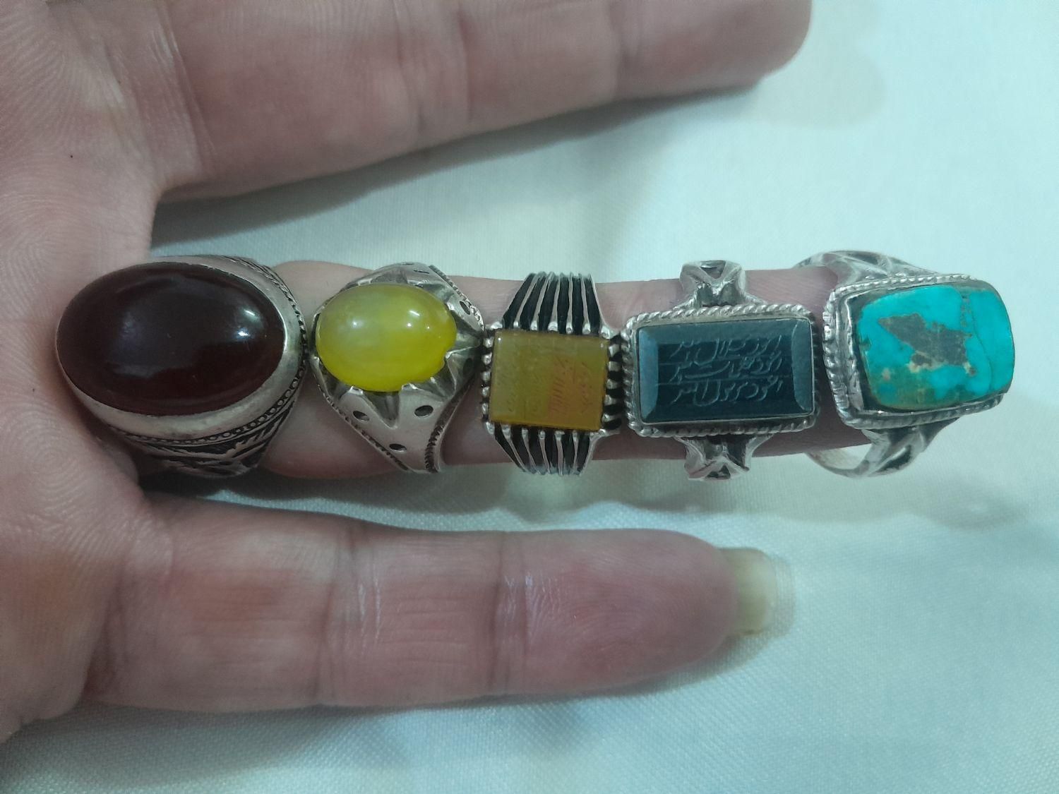 چند تا انگشتر نقره عقیق|بدلیجات|تهران, افسریه شمالی|دیوار