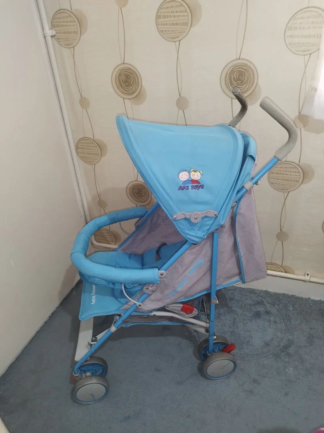 کالسکه دسته عصایی خارجی کابین سایزمسافرتی سبک کمجا|کالسکه و لوازم جانبی|کرج, باغستان|دیوار