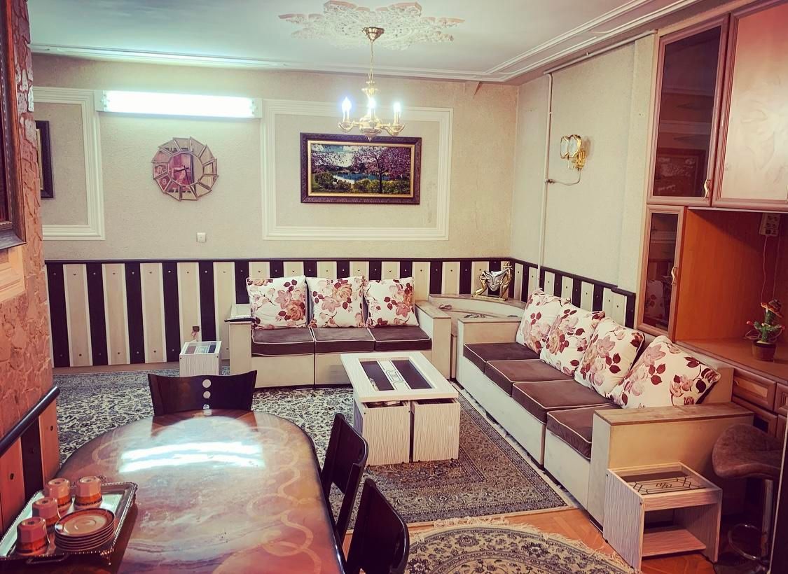 منزل مبله شهرک گلستان (ماهیانه)|اجارهٔ کوتاه‌مدت آپارتمان و سوئیت|شیراز, شهرک گلستان|دیوار