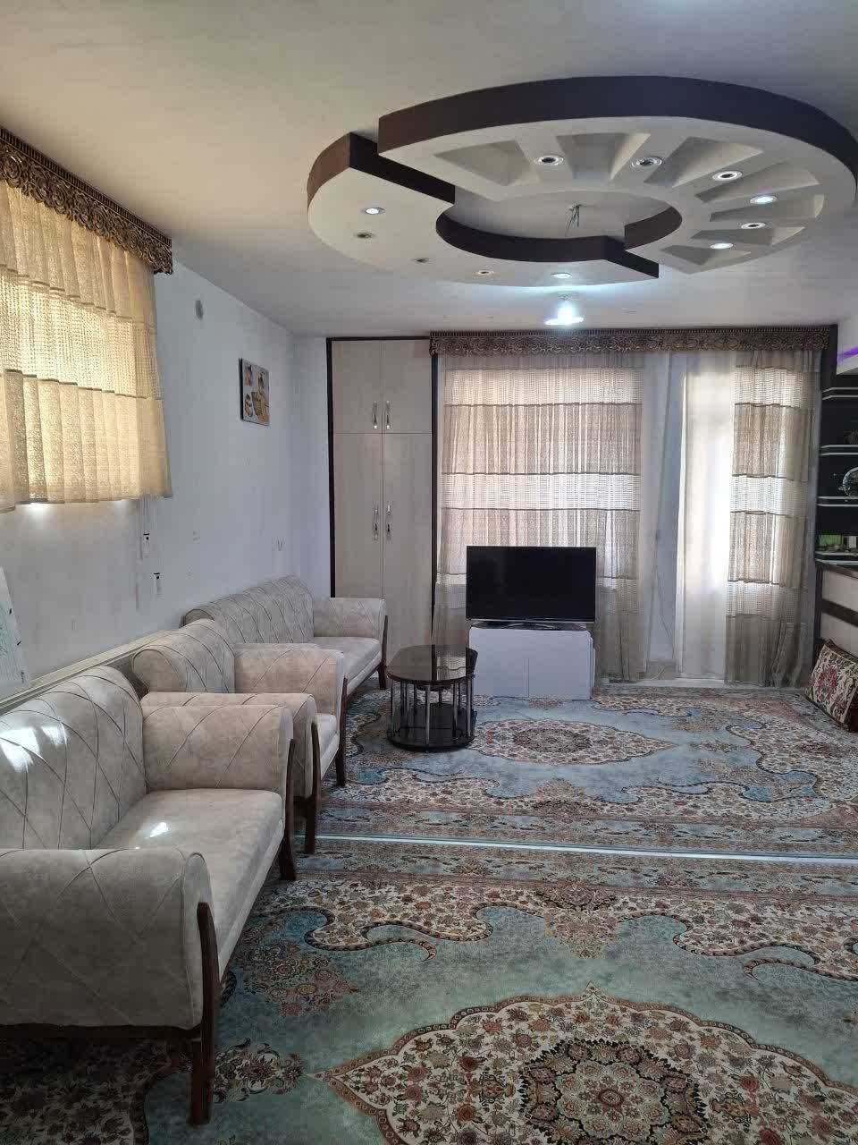 فروش آپارتمان سه بر نور و خوش ساخت منظریه محله ۳۷|فروش آپارتمان|شهرکرد, |دیوار