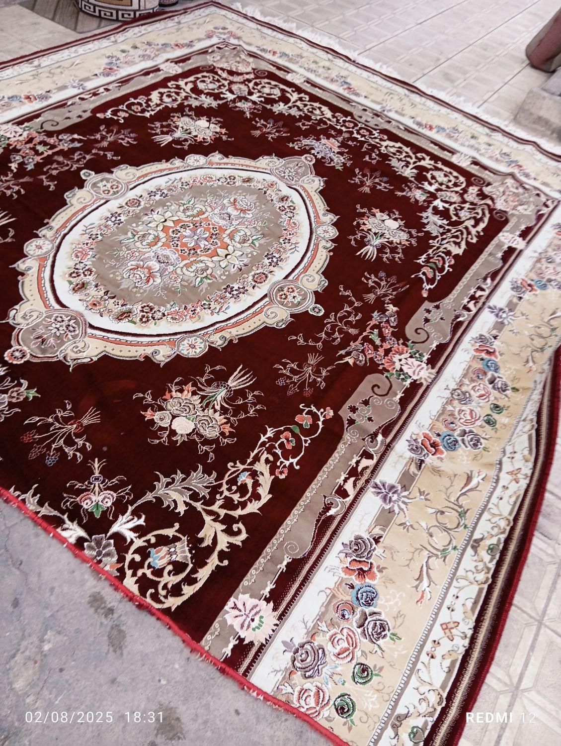فرش3در3برش خورده تمام نخی سالم سالم|فرش|تبریز, |دیوار
