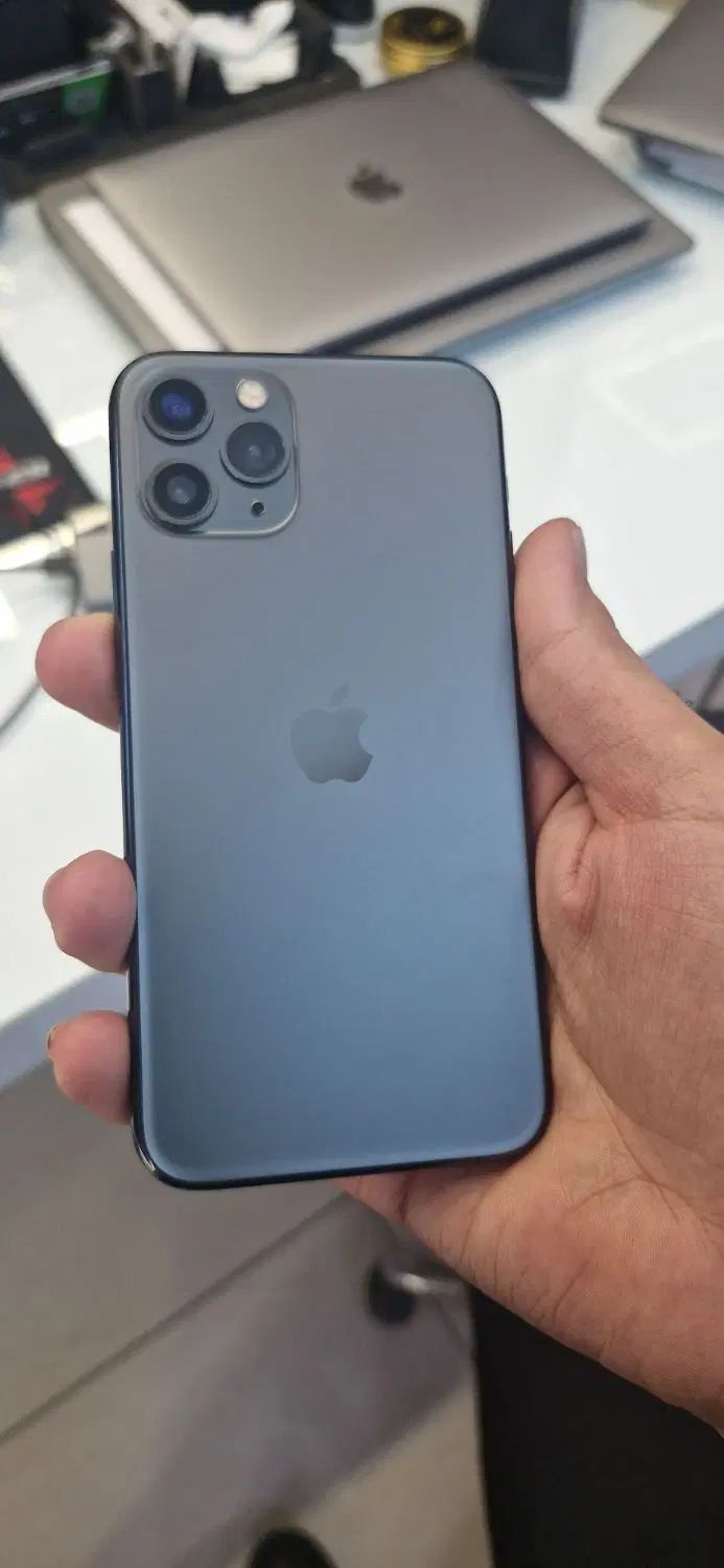 اپل iPhone 11 Pro با حافظهٔ ۲۵۶ گیگابایت|موبایل|اصفهان, مفتح|دیوار