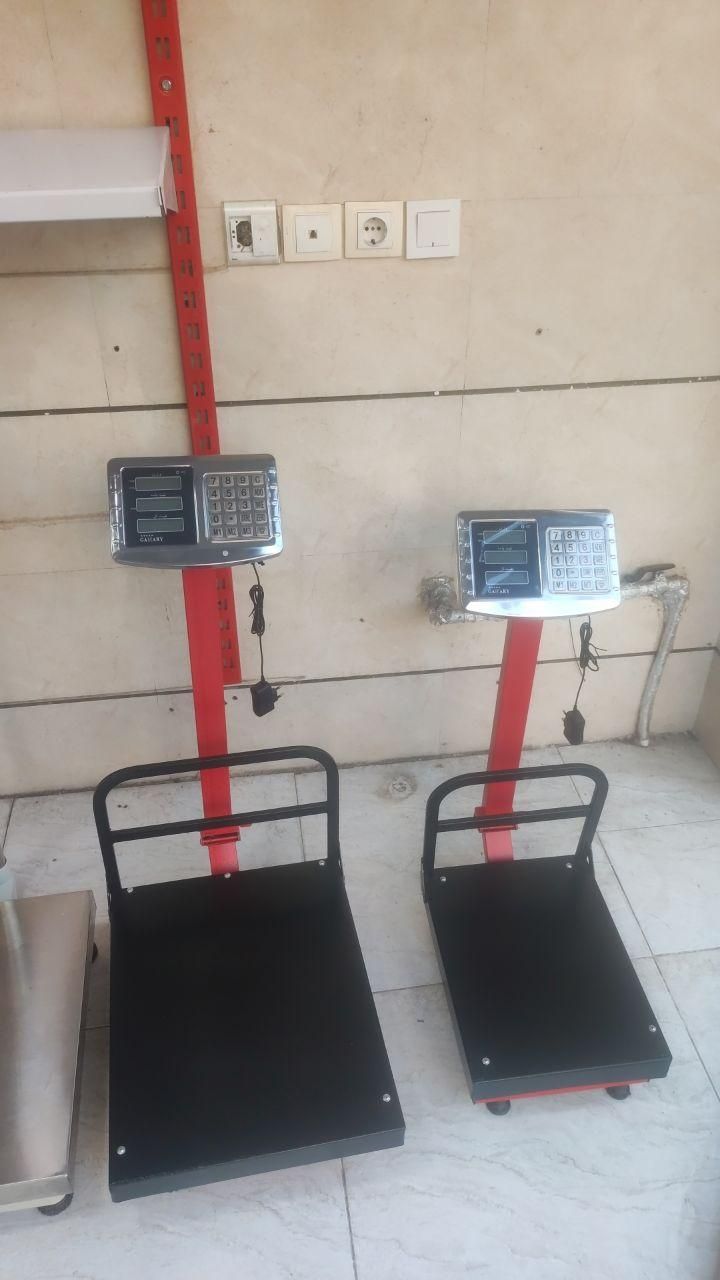 باسکول تاشو، چرخدار و ترازو ساده و چاپگردار|فروشگاه و مغازه|بندرعباس, |دیوار