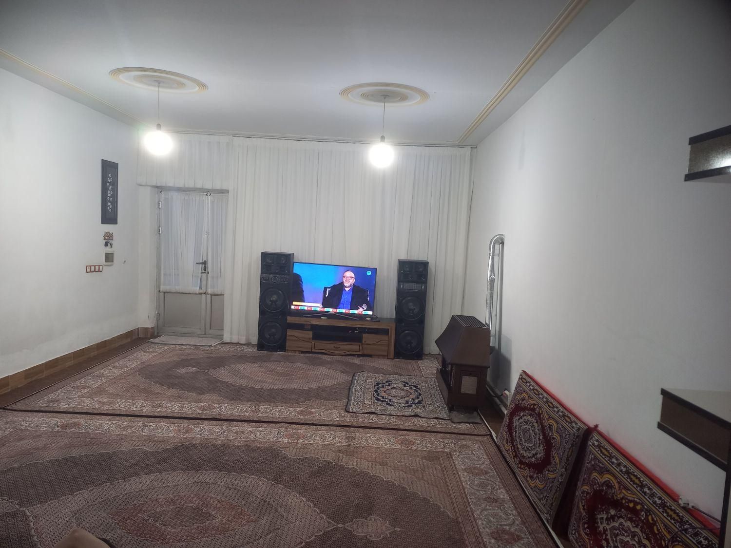 فروش خانه ویلایی.وحدت دوطبقه بهار خواب ۱۰۰ متری|فروش خانه و ویلا|اردبیل, |دیوار