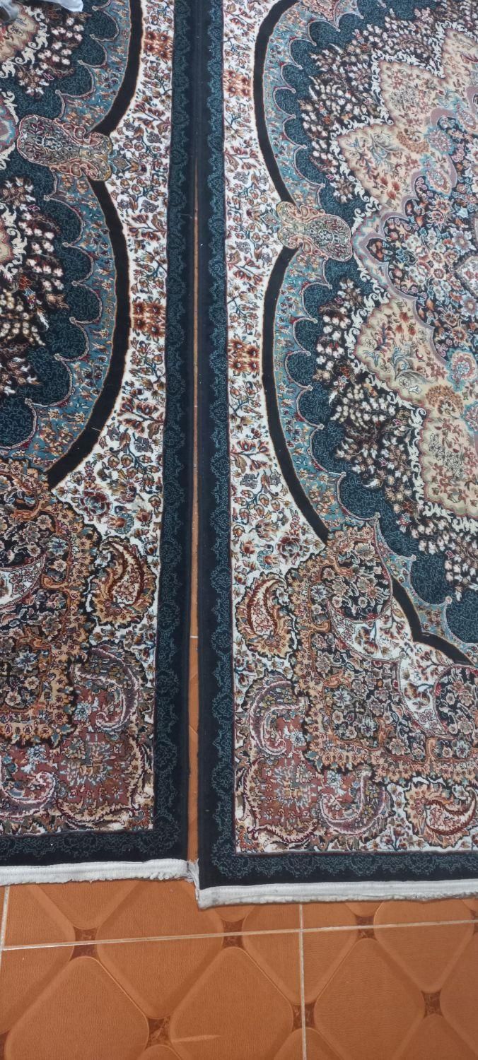 دوعدد فرش ۶ متری دانه ای ۷ تومن دوتا باهم ۱۰ تومن|فرش|لنگرود, |دیوار
