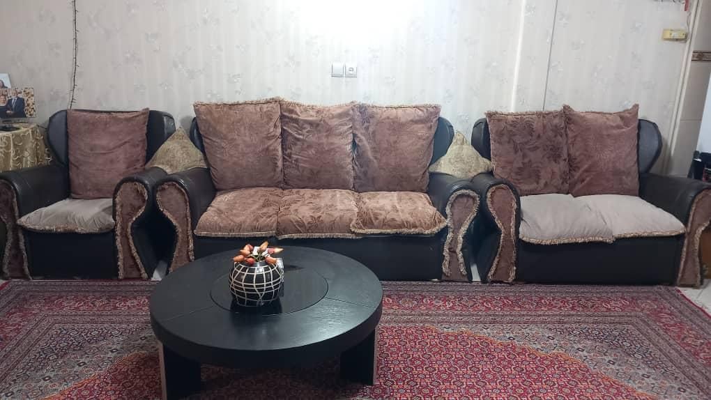 مبل ۷ نفره میز جلومبلی و میزناهارخوری ۶ نفره|مبلمان خانگی و میز عسلی|کرج, کرج نو|دیوار