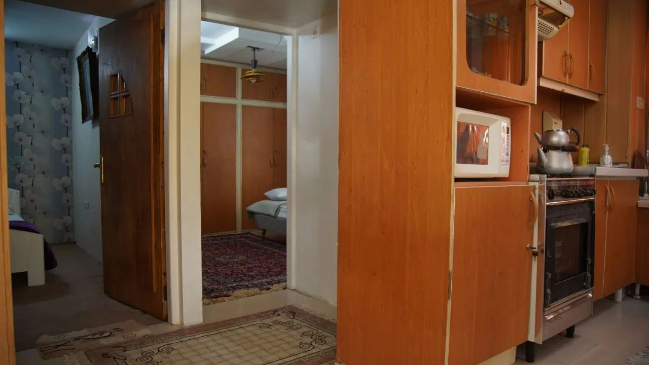 آپارتمان دو خوابه فقط زائر با دسترسی به خطوط مترو|اجارهٔ کوتاه‌مدت آپارتمان و سوئیت|مشهد, احمدآباد|دیوار