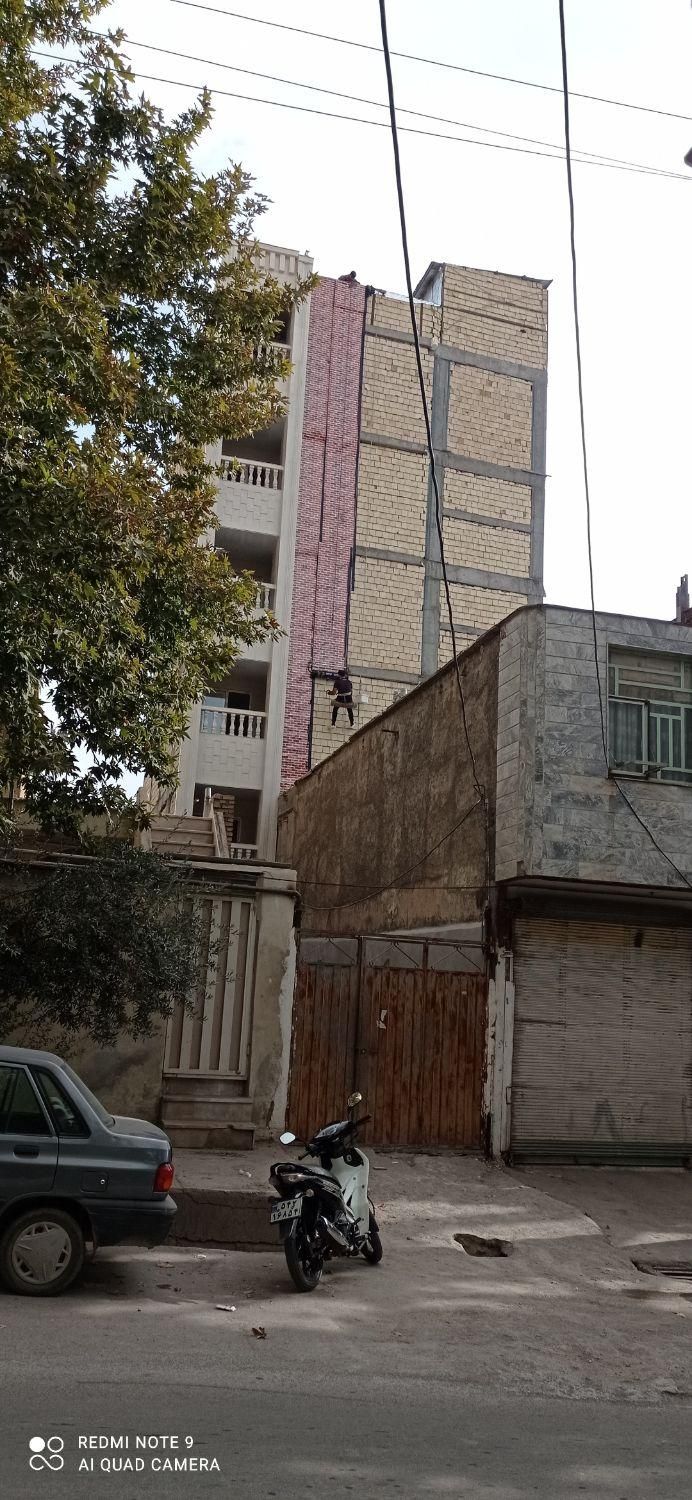 عایق نانو و ایزوگام رفع نم دیوار بدون داربست تضمین|خدمات پیشه و مهارت|خرم‌آباد, |دیوار