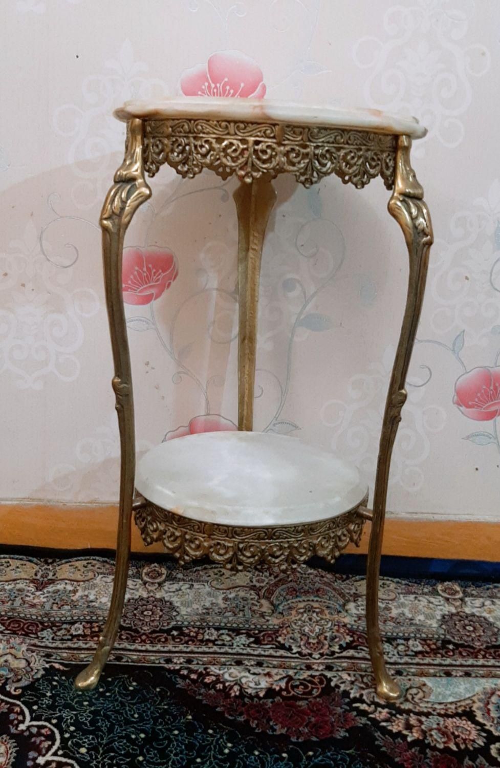 در حد نو|مجسمه، تندیس، ماکت|فردیس, |دیوار