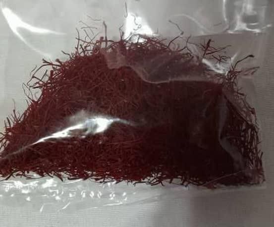 زعفران ۱۰ مثقال|خوردنی و آشامیدنی|اصفهان, کوی امام|دیوار