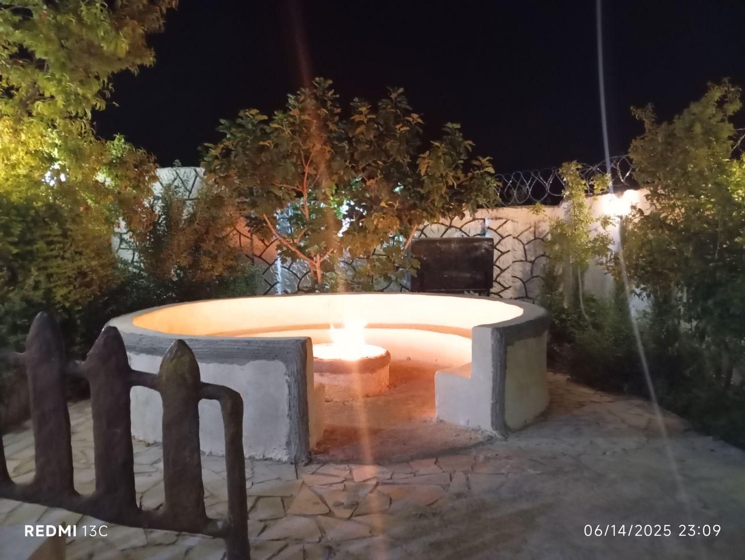 فروش باغشهری در خانزنیان|فروش خانه و ویلا|شیراز, ترمینال باربری|دیوار