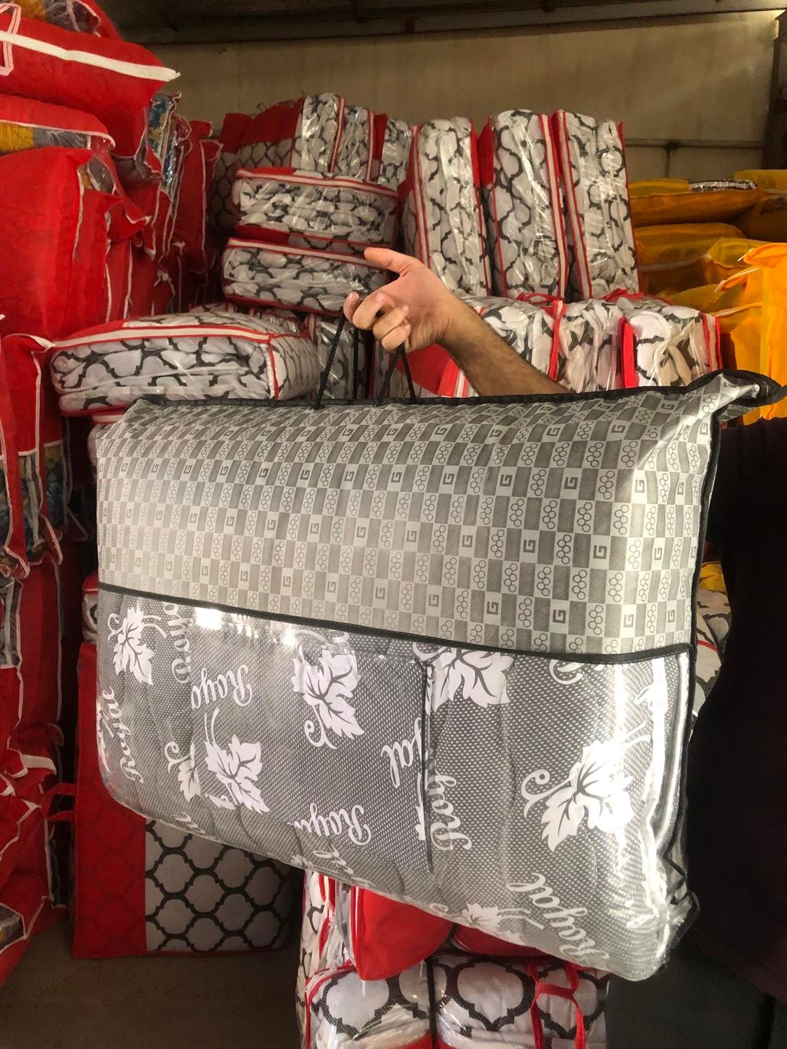 تشک مهمان|رختخواب، بالش، پتو|دزفول, |دیوار