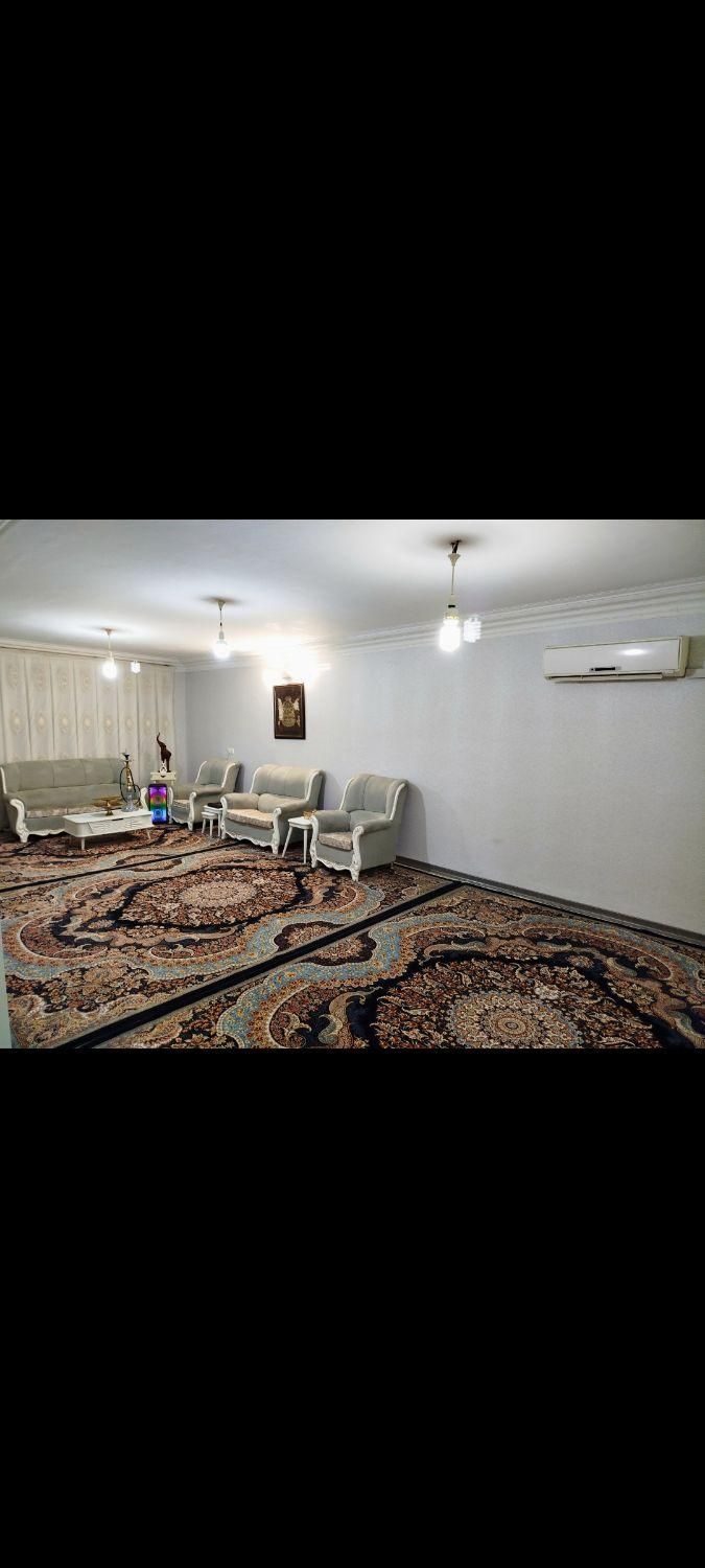 اجاره ویلا350 متری /روزانه/ هفتگی /ماهیانه/|اجارهٔ کوتاه‌مدت ویلا و باغ|قزوین, |دیوار