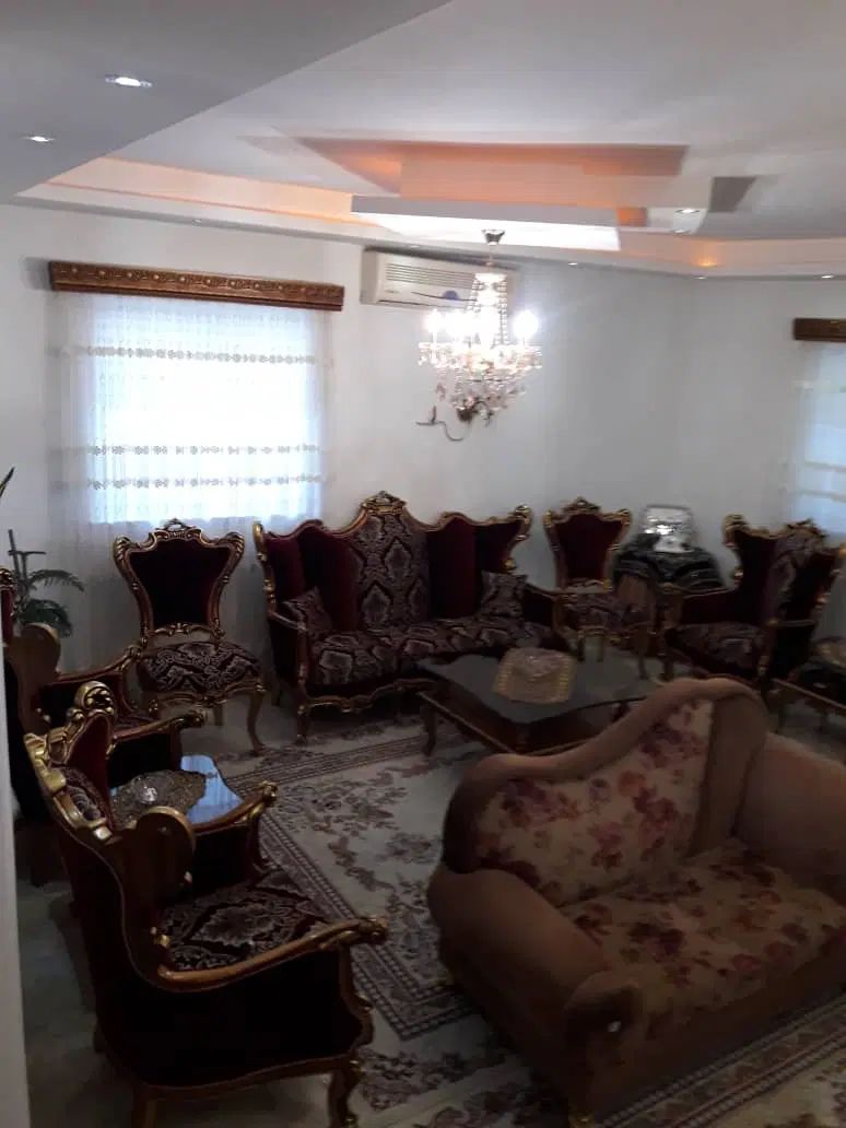 فروش ویلایی ۲۰۰ متری به علت مهاجرت|فروش خانه و ویلا|رشت, فرزانه|دیوار