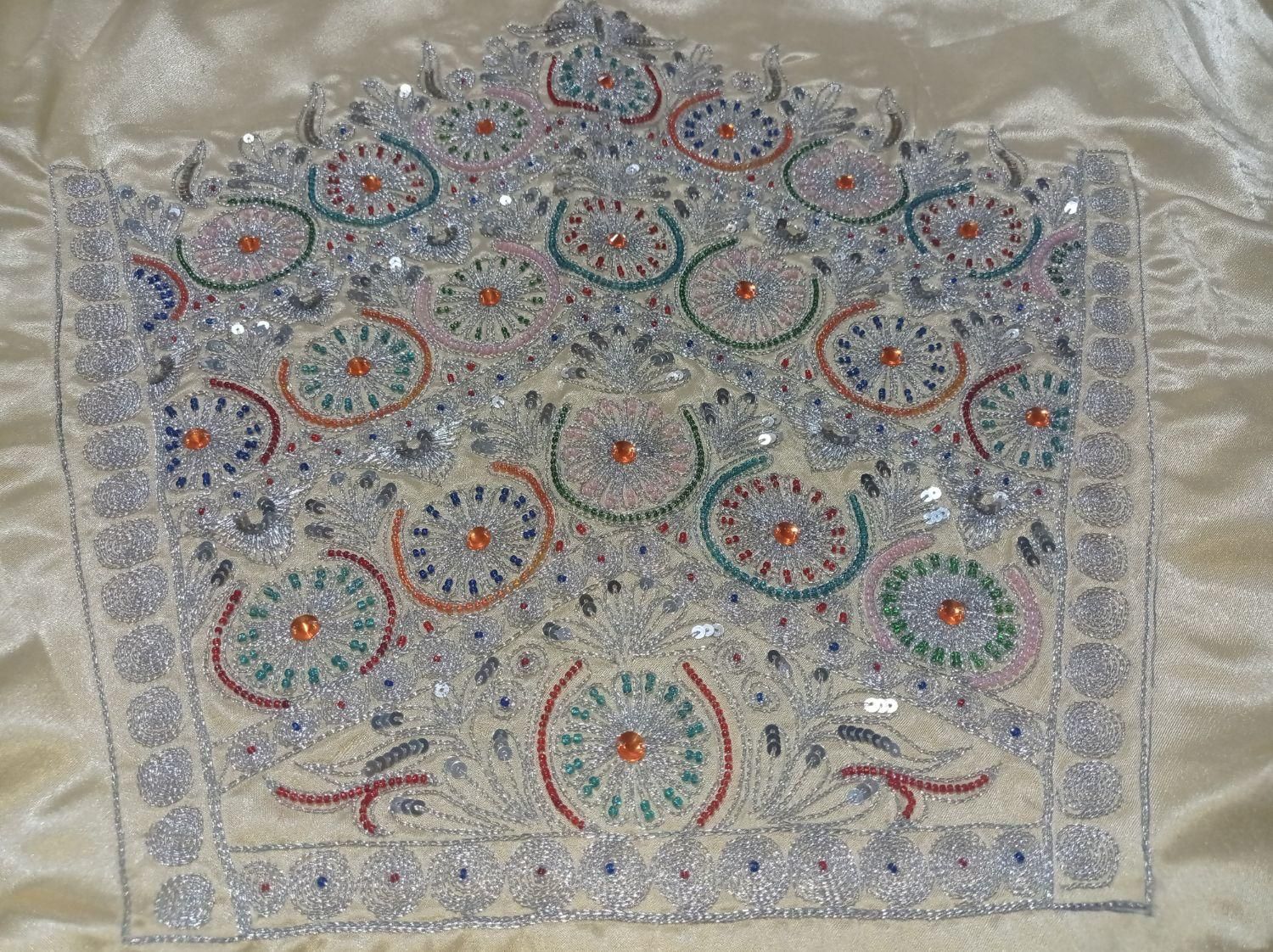 شلواربندری نمادفرهنگ وهنردیرن استان وشهرماست|لباس|میناب, |دیوار