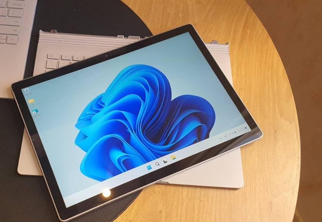 لپ‌تاپ مایکروسافت surface book 2 بوک‌‌۲|رایانه همراه|بروجرد, |دیوار