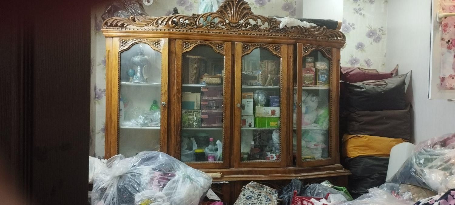5 عدد بوفه|بوفه، ویترین، کنسول|اصفهان, قلعه طبره|دیوار