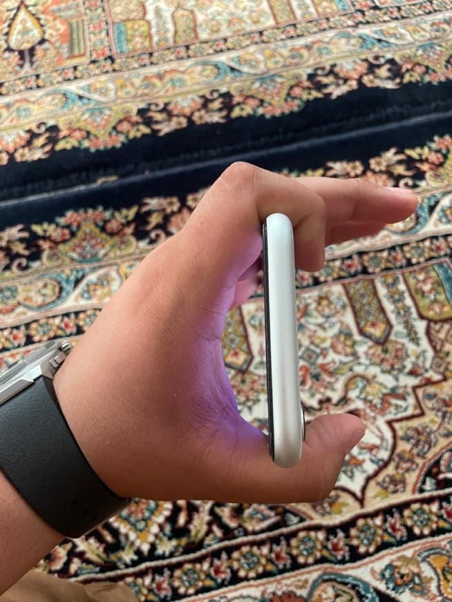اپل iPhone XR با حافظهٔ ۶۴ گیگابایت ZA/A|موبایل|کرج, حسین‌آباد|دیوار