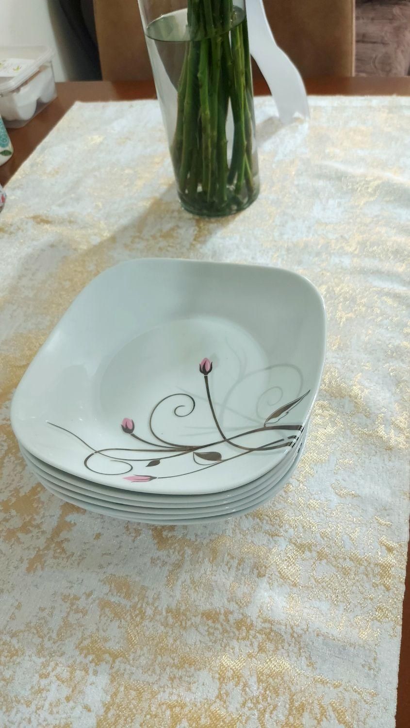 یکسری لوازم منزل نو و درحد نو|ظروف سرو و پذیرایی|رشت, جهاد|دیوار