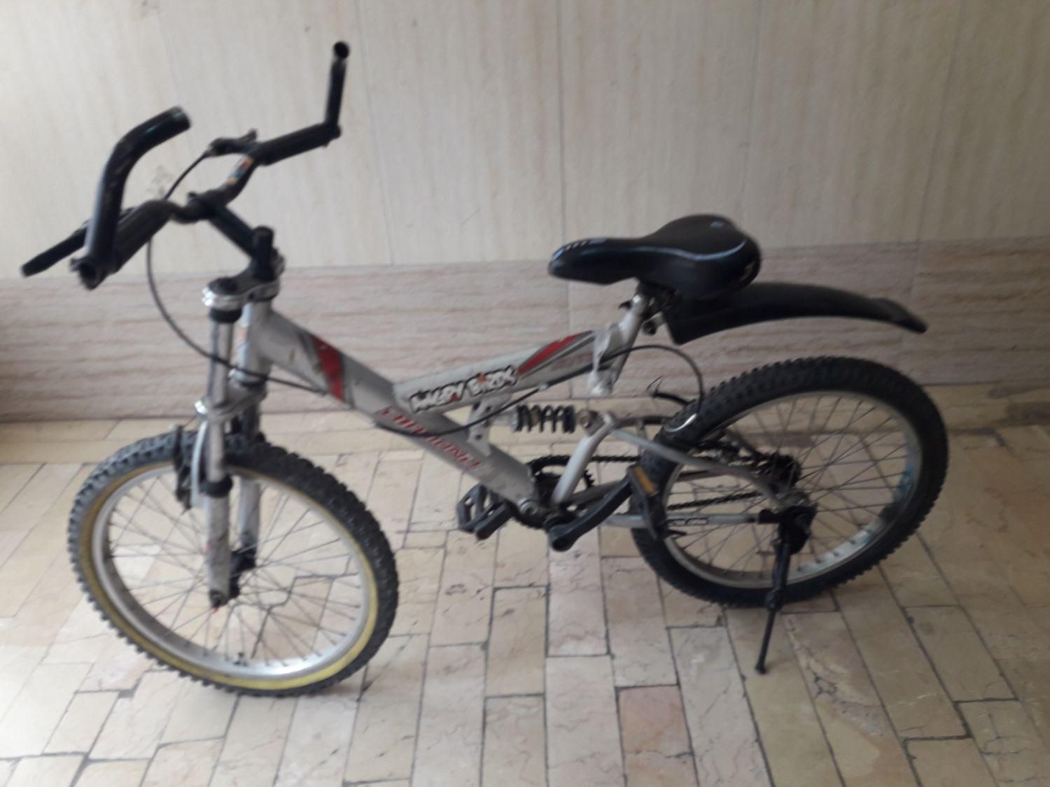 دوچرخه ۲۰کوهستانی نقره ای|دوچرخه، اسکیت، اسکوتر|قم, امامزاده ابراهیم|دیوار