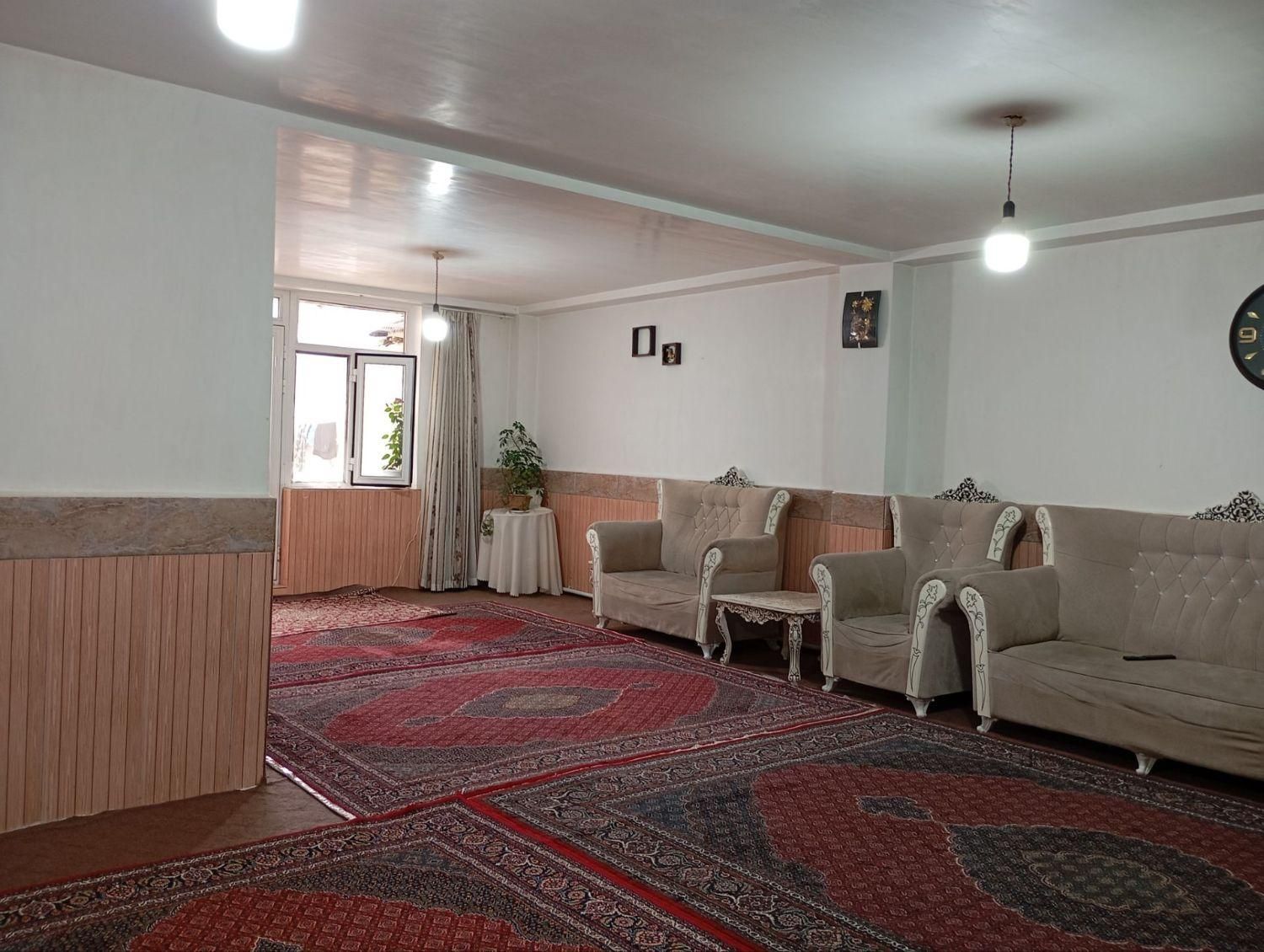 اجاره کوتاه مدت اپارتمان و ویلایی دربست|اسکان اضطراری|اردبیل, |دیوار