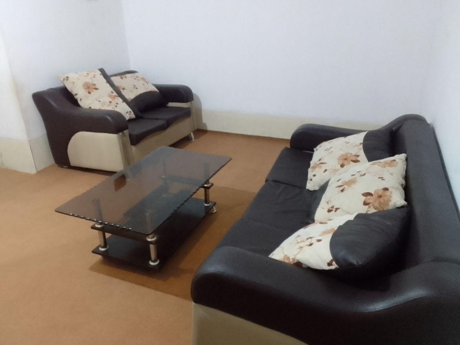 منزل مبله اپارتمان مبله خانه مبله|اجارهٔ کوتاهمدت آپارتمان و سوئیت|شیراز, آزادگان|دیوار