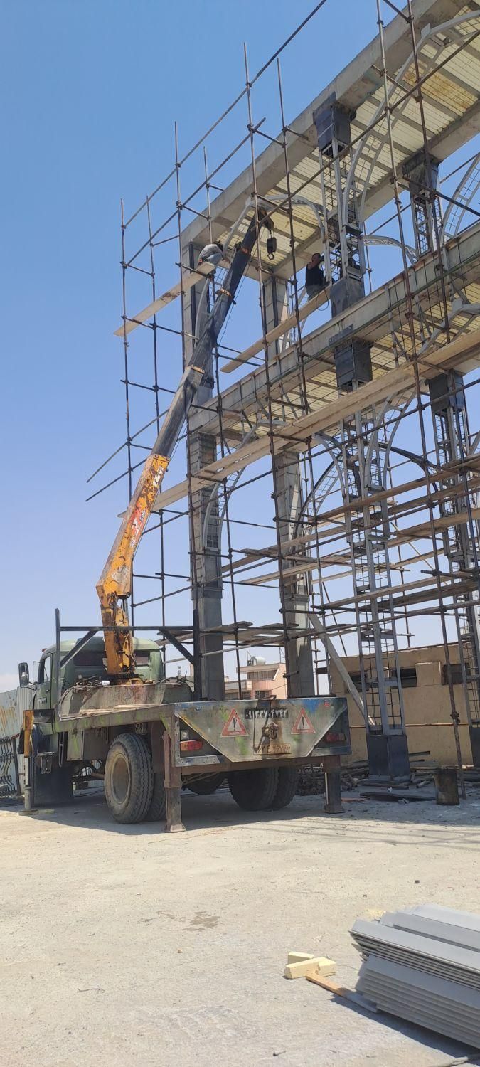 جرثقیل ۳تن دکل بلند ارتفاع ۱۴ متر شاهین شهر|خدمات حمل و نقل|شاهین‌شهر, بانک استان|دیوار