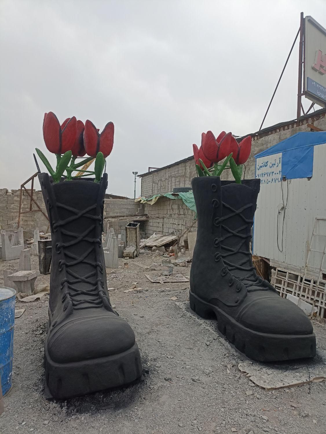 مجسمه بتنی تندیس بتنی گلدان بتنی نیمکت بتنی|مجسمه، تندیس، ماکت|تهران, شهر‌زیبا|دیوار