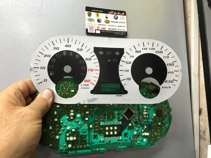 تعویض لامپ ساعت کیلومتر پنل بخاری جک j3  پارس 206|خدمات موتور و ماشین|تهران, کوی بیمه|دیوار