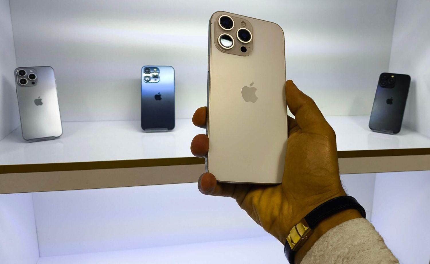 آیفون پرو iPhone 16 PRO      (کارمزد اقساط 3 درصد)|موبایل|مشهد, کوثر|دیوار